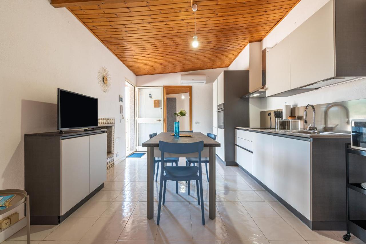 Villa Attico Lussu Villasimius Esterno foto